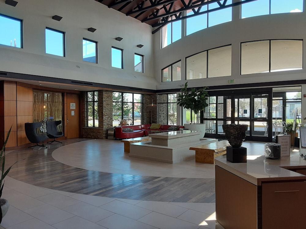 Embassy Suites By Hilton Detroit Metro Airport Romulus Dış mekan fotoğraf