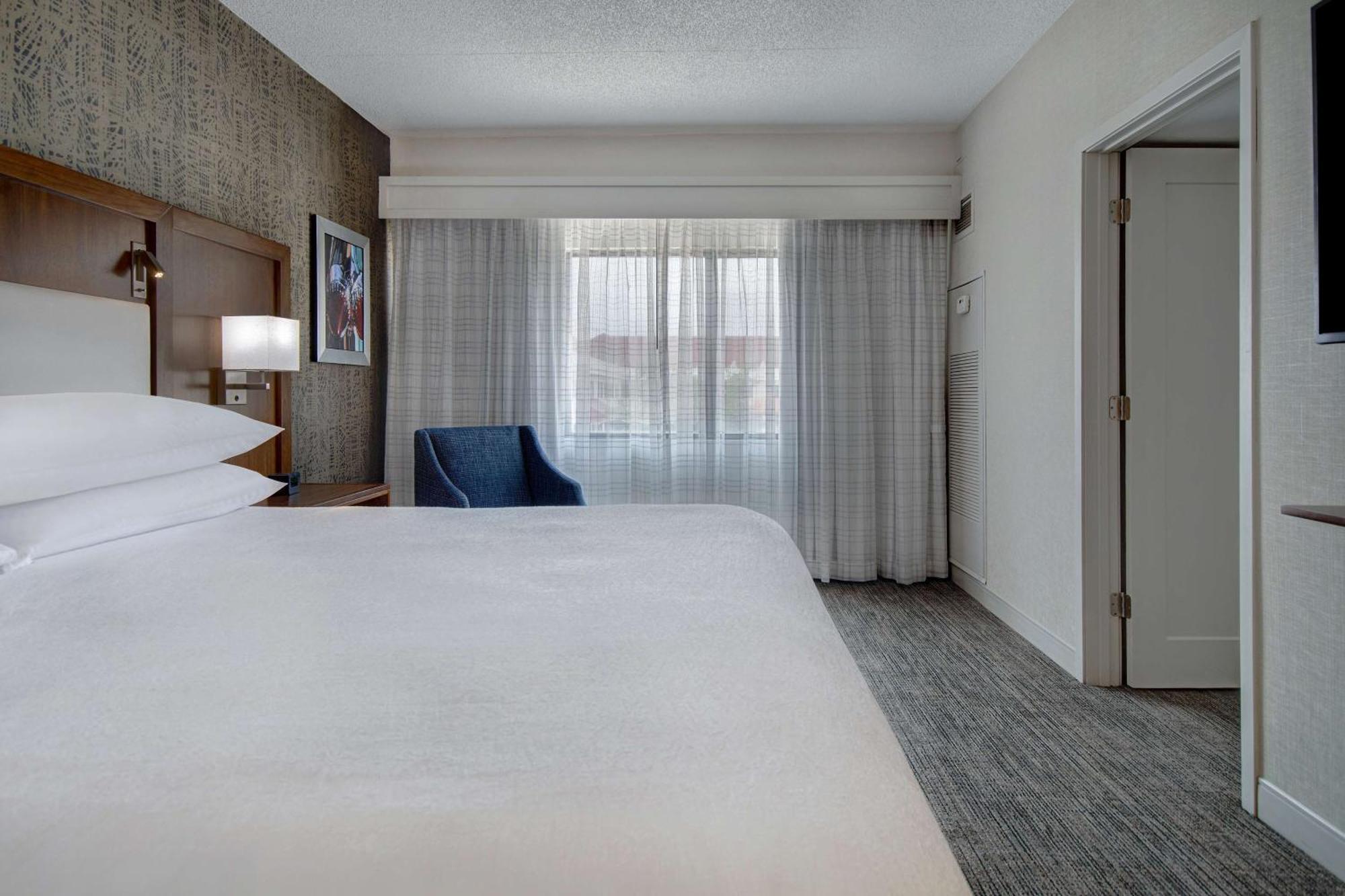 Embassy Suites By Hilton Detroit Metro Airport Romulus Dış mekan fotoğraf