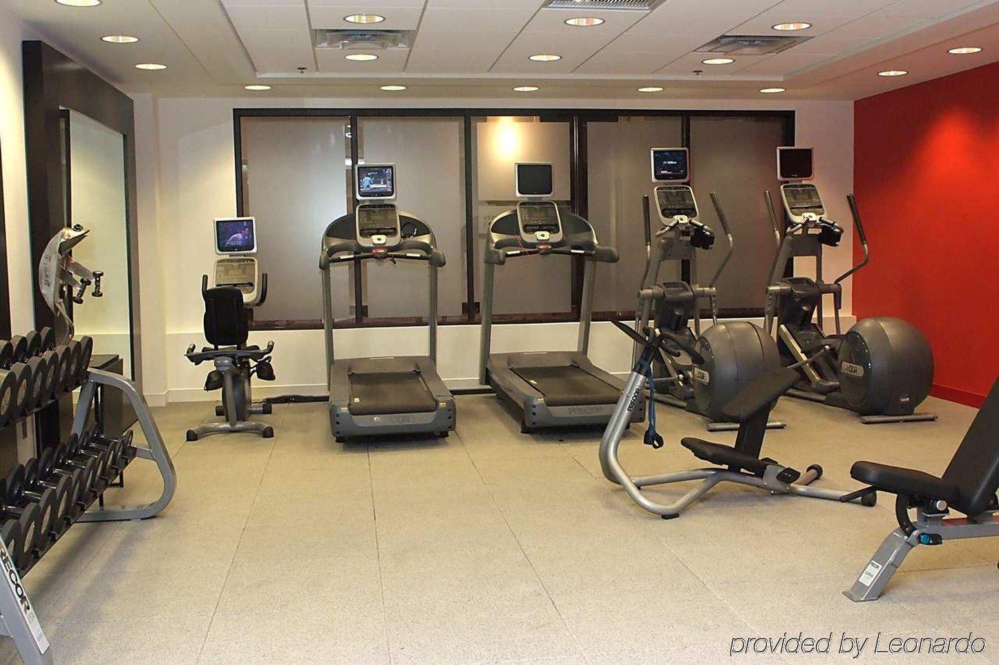 Embassy Suites By Hilton Detroit Metro Airport Romulus Konforlar fotoğraf