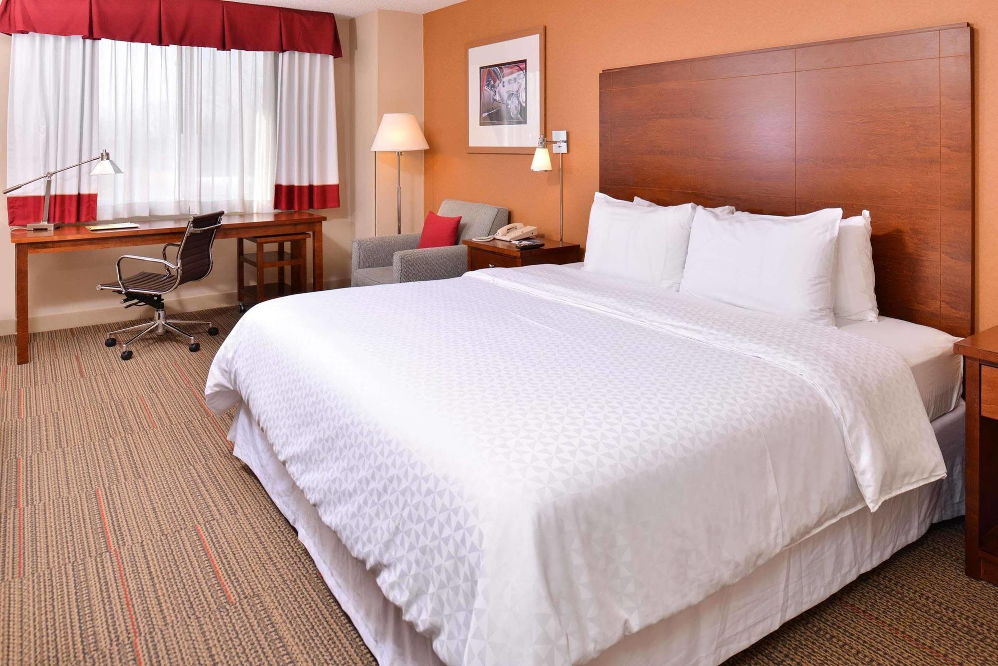 Embassy Suites By Hilton Detroit Metro Airport Romulus Dış mekan fotoğraf